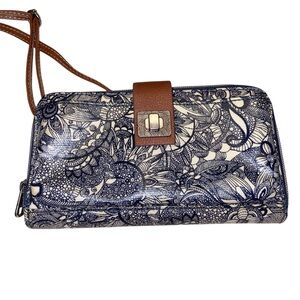 Sakroots Wallet Clutch Wristlet Crossbody Bag Boho Hippie Floral Casual